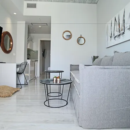 Minthi Boutique * Hanioti