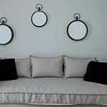 Minthi Boutique Apartment *