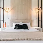 Apartment Minthi Boutique *